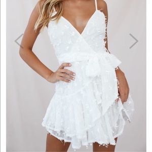 SELFIE LESLIE Sheri Embellished Chiffon White Mini Dress White Size XS NWT